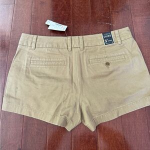 Jcrew 3.” Khaki classic chino short, size 8